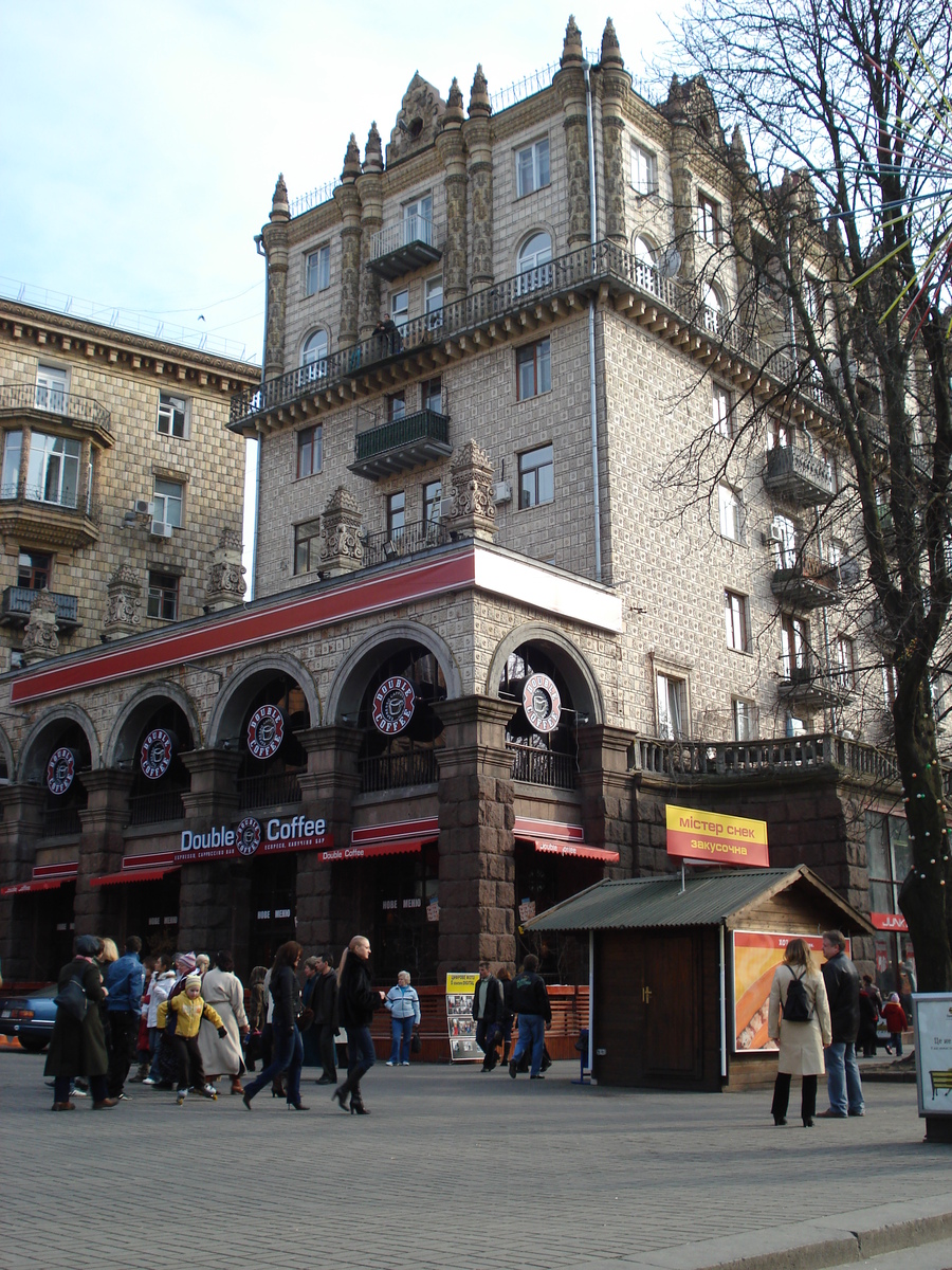 照片 乌克兰(Ukraine) 基辅(Kiev) 赫雷夏蒂克大街(Kreschatyk Street) 2007-03 14