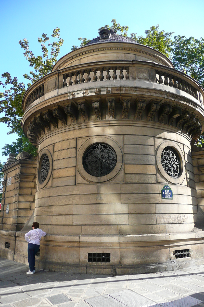 照片 法国(France) 巴黎(Paris) 弗里德兰大街(Avenue de Friedland) 2007-09 30