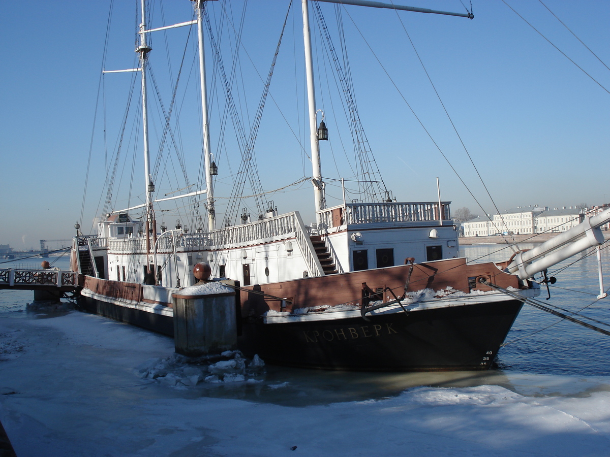 照片 俄罗斯(Russia) 圣彼得堡(St Petersburg) 涅瓦河(Neva) 2006-03 26