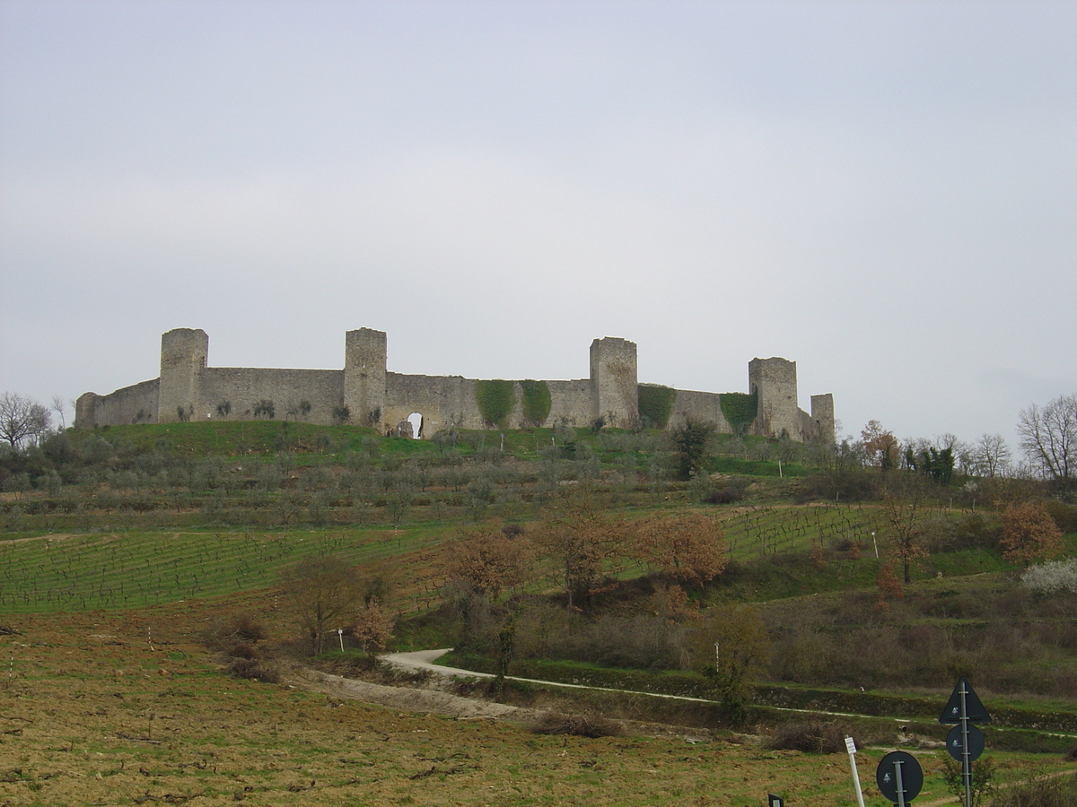 照片 意大利(Italy) 蒙泰里焦尼(Monteriggioni) 2004-03 5