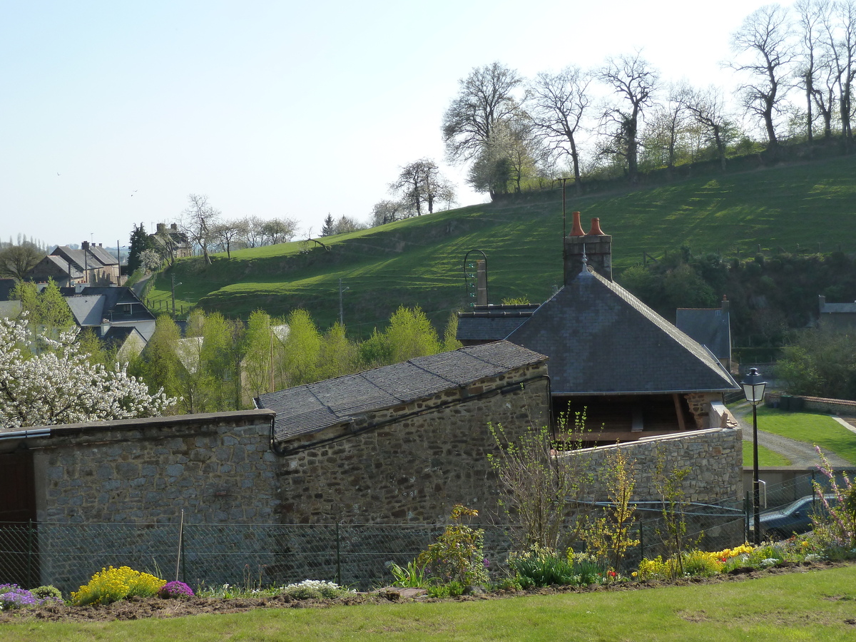 照片 法国(France) 富热尔(Fougeres) 2010-04 43