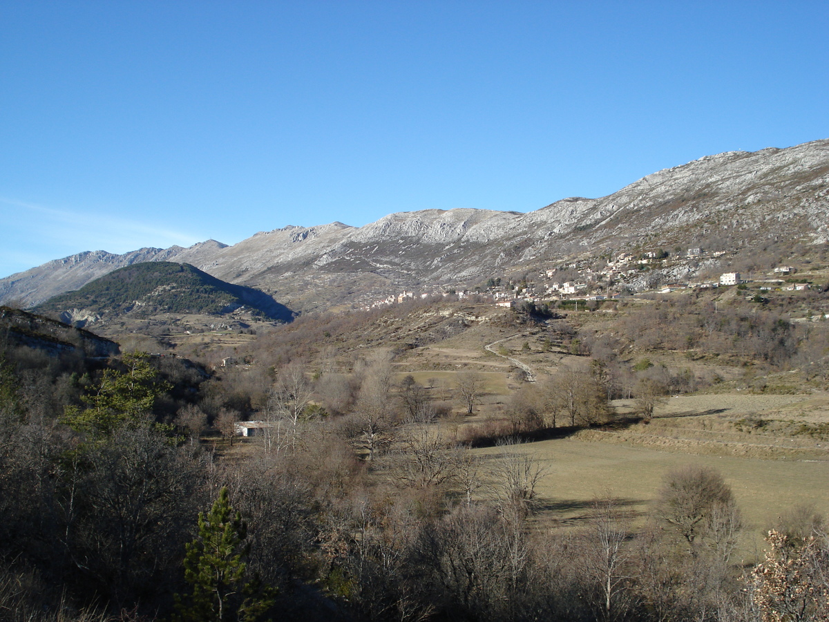 照片 法国(France) 蔚蓝海岸(French Riviera) 旺斯至库尔瑟古勒公路(Vence to Coursegoule road) 2007-01 6
