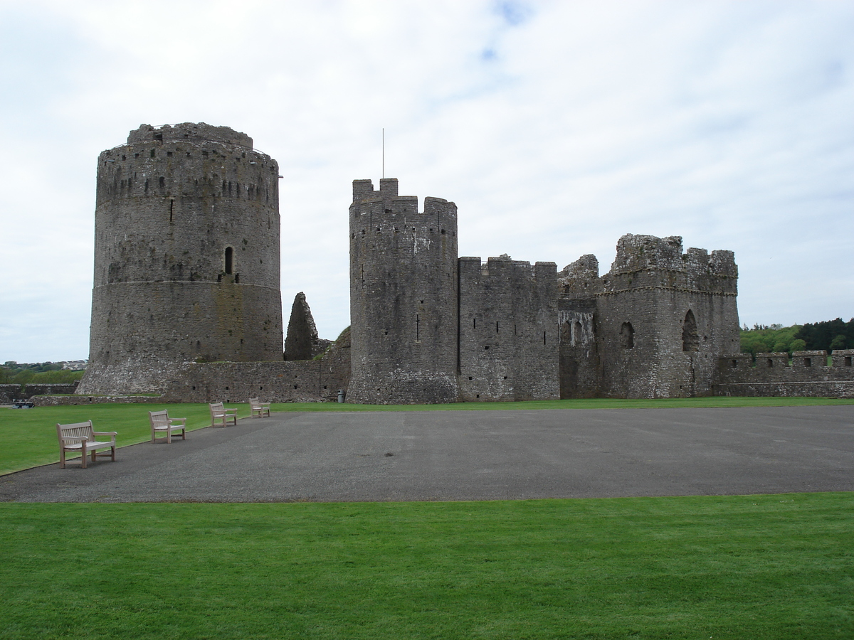 照片 英国(United Kingdom) 彭布罗克郡(Pembrokeshire) 彭布罗克(Pembroke) 城堡(Castle) 2006-05 12