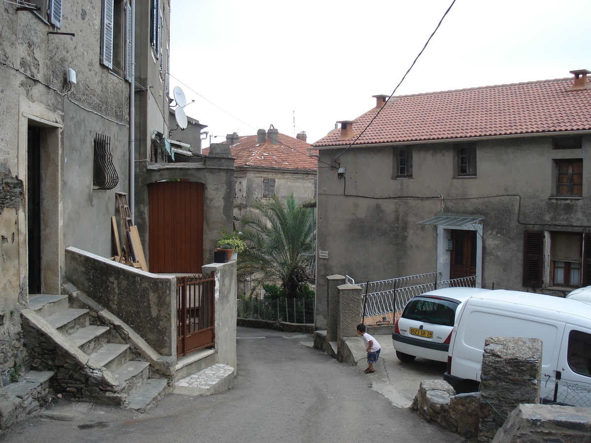 照片 法国(France) 科西嘉岛(Corsica) 塞尔维奥内(Cervione) 2006-09 11