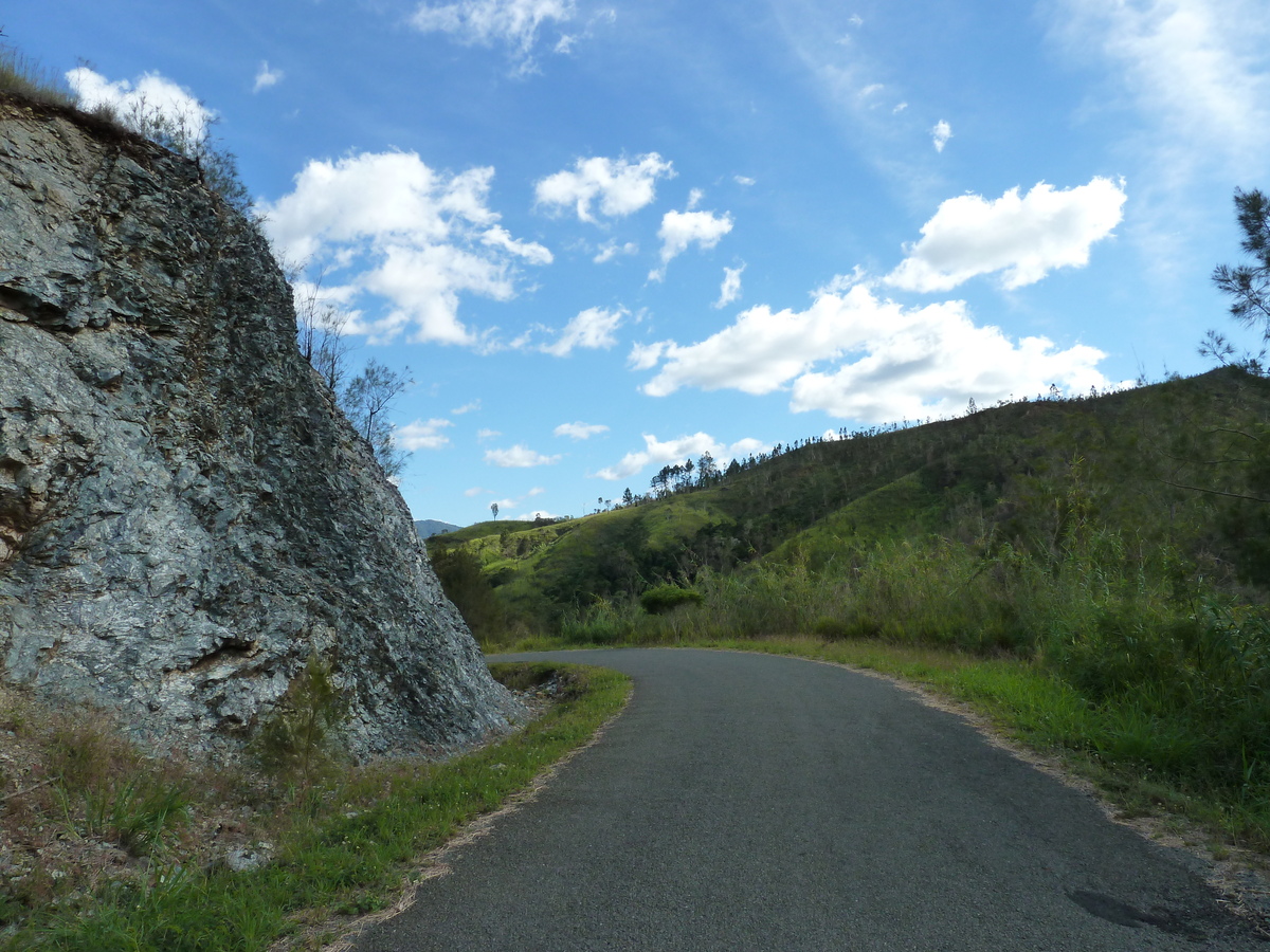 照片 新喀里多尼亚(New Caledonia) 通图塔至蒂奥公路(Tontouta to Thio road) 2010-05 6