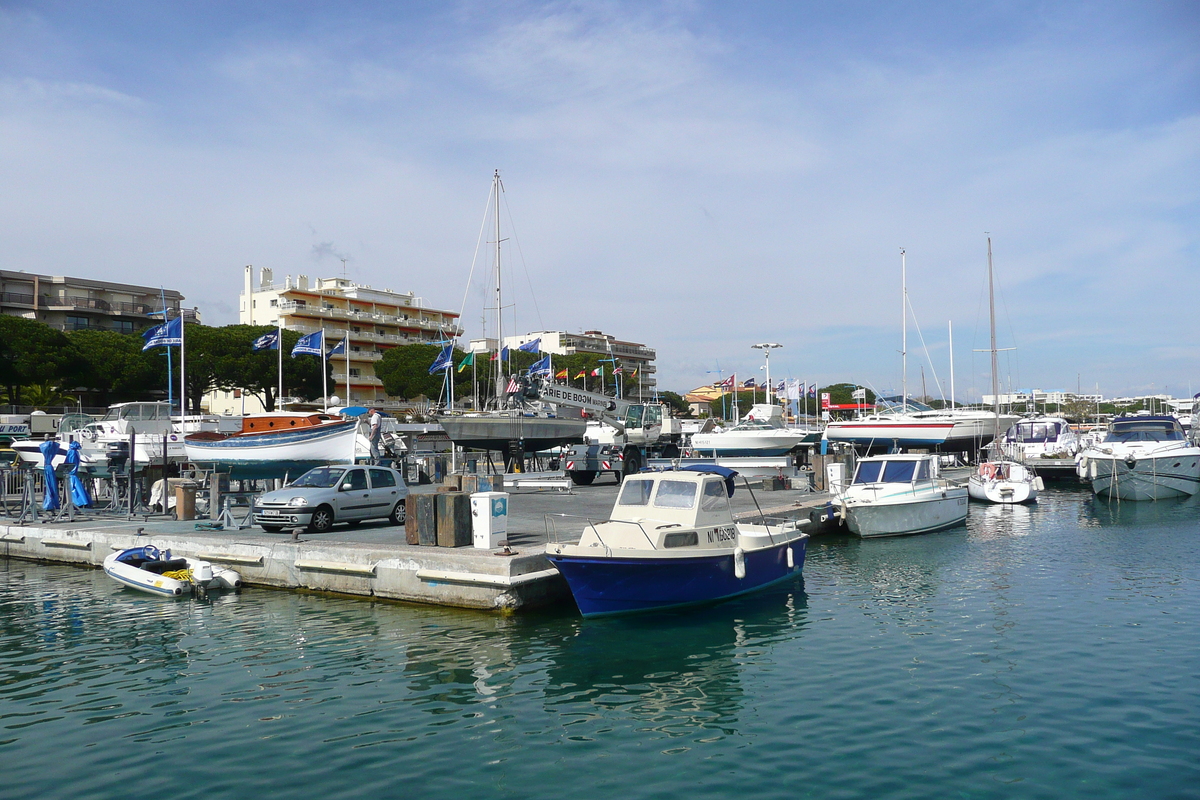 照片 法国(France) 拉纳普勒(La Napoule) 拉纳普勒港(Port La Napoule) 2008-03 33