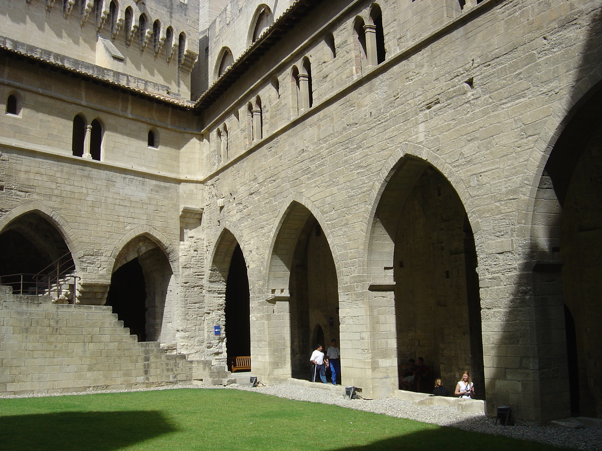 照片 法国(France) 阿维尼翁(Avignon) 2004-08 12