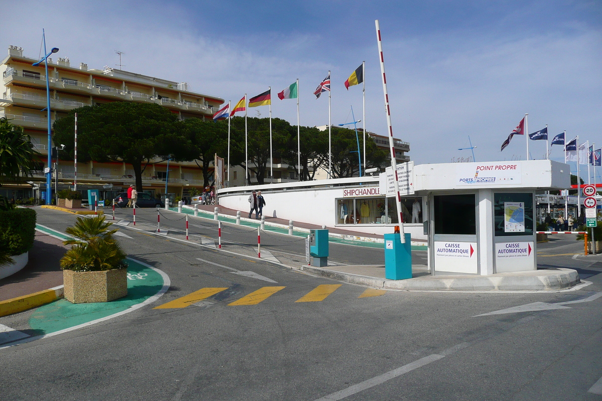 照片 法国(France) 拉纳普勒(La Napoule) 拉纳普勒港(Port La Napoule) 2008-03 28