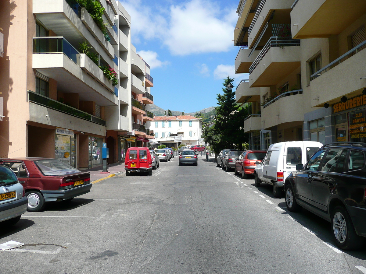 照片 法国(France) 旺斯(Vence) 伊斯纳尔大街(Avenue H. Isnard) 2007-07 40