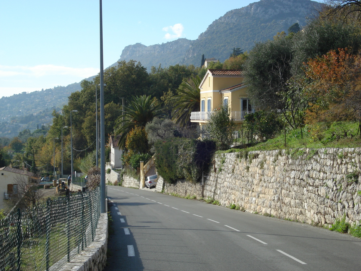 照片 法国(France) 蔚蓝海岸(French Riviera) 旺斯至圣让内公路(Vence to St. Jeannet Road) 2006-12 11