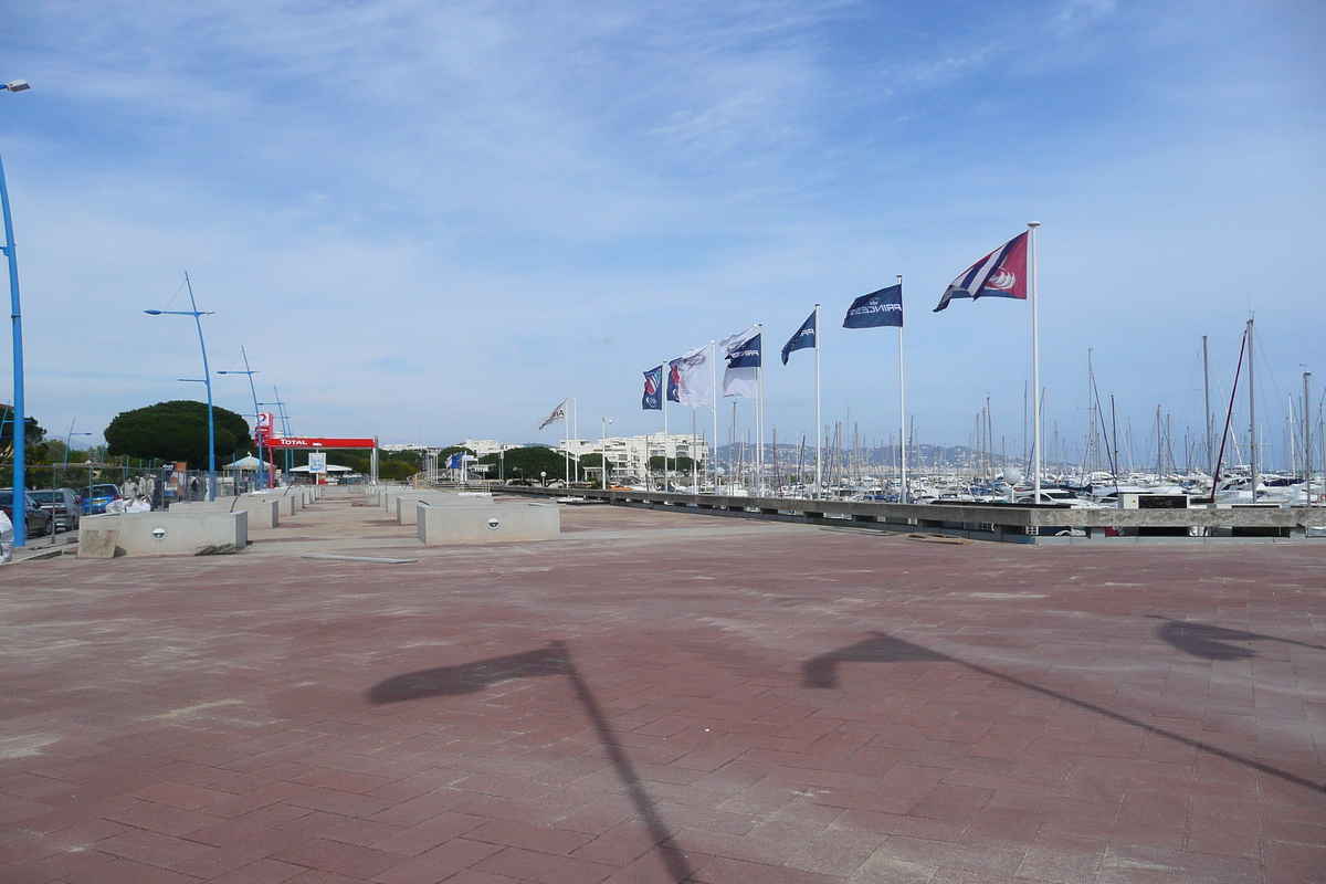 照片 法国(France) 拉纳普勒(La Napoule) 拉纳普勒港(Port La Napoule) 2008-03 17