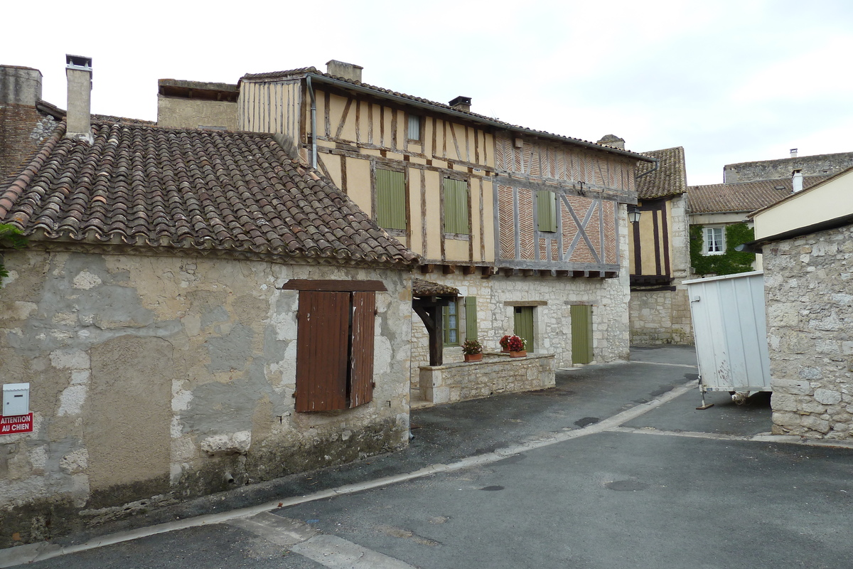 照片 法国(France) 伊西雅克(Issigeac) 2010-08 58