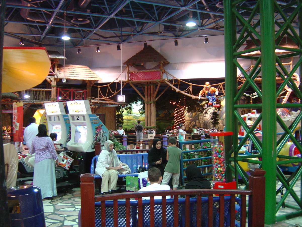 照片 阿联酋(United Arab Emirates) 迪拜(Dubai) 德拉城市中心购物中心(Deira City Center Mall) 2005-09 18