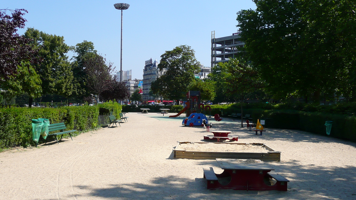 照片 法国(France) 巴黎(Paris) 马约门(Porte Maillot) 2007-08 28