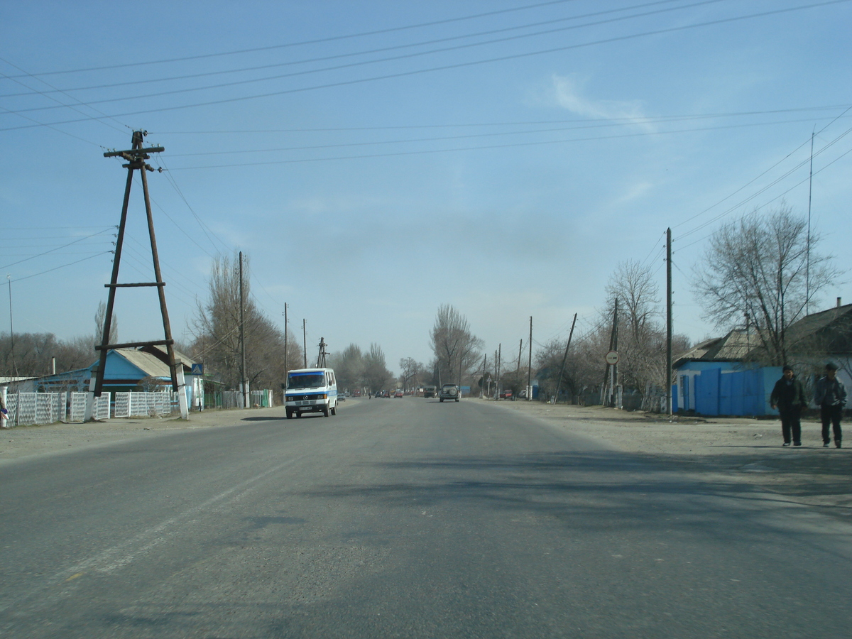 照片 哈萨克斯坦(Kazakhstan) 阿拉木图至恰伦峡谷公路(Almaty to Charyn Canyon road) 2007-03 38