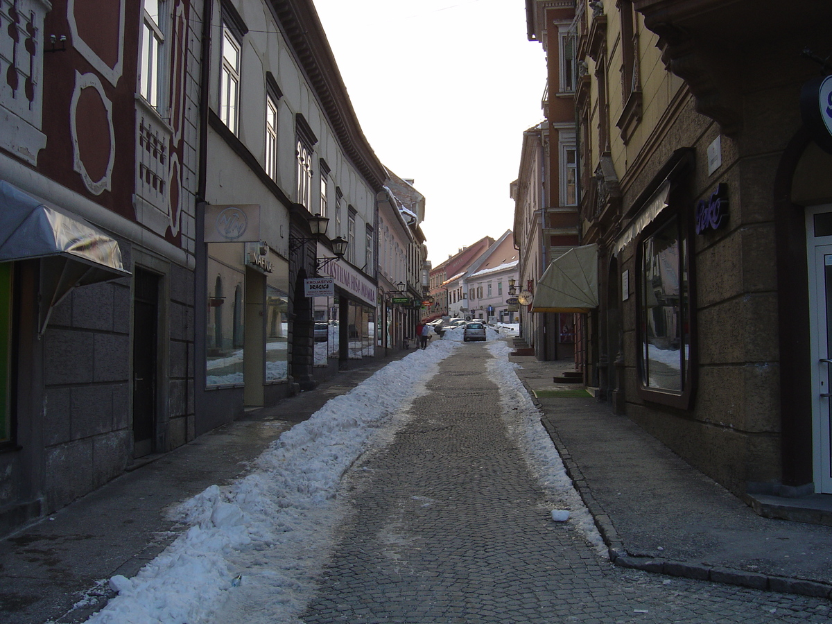 照片 斯洛文尼亚(Slovenia) 普图伊(Ptuj) 2005-03 18