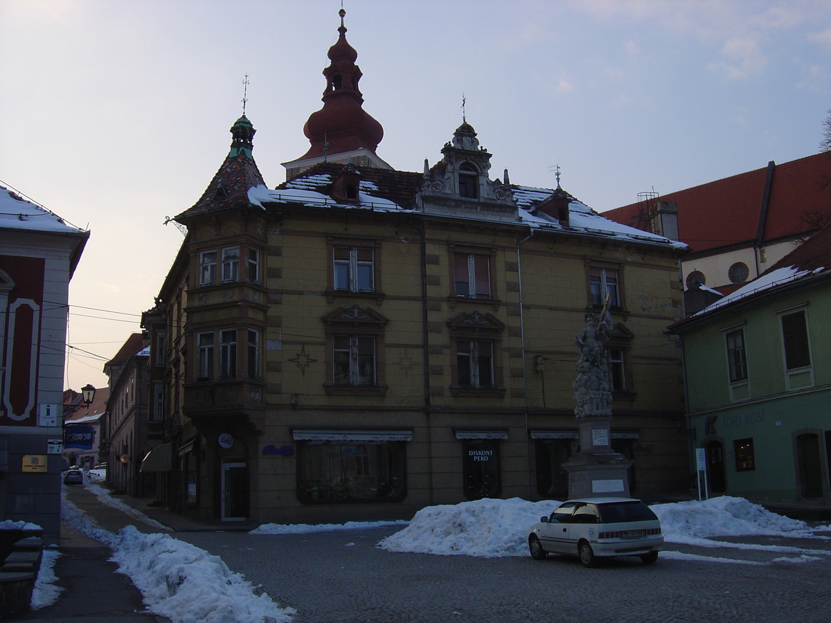 照片 斯洛文尼亚(Slovenia) 普图伊(Ptuj) 2005-03 15