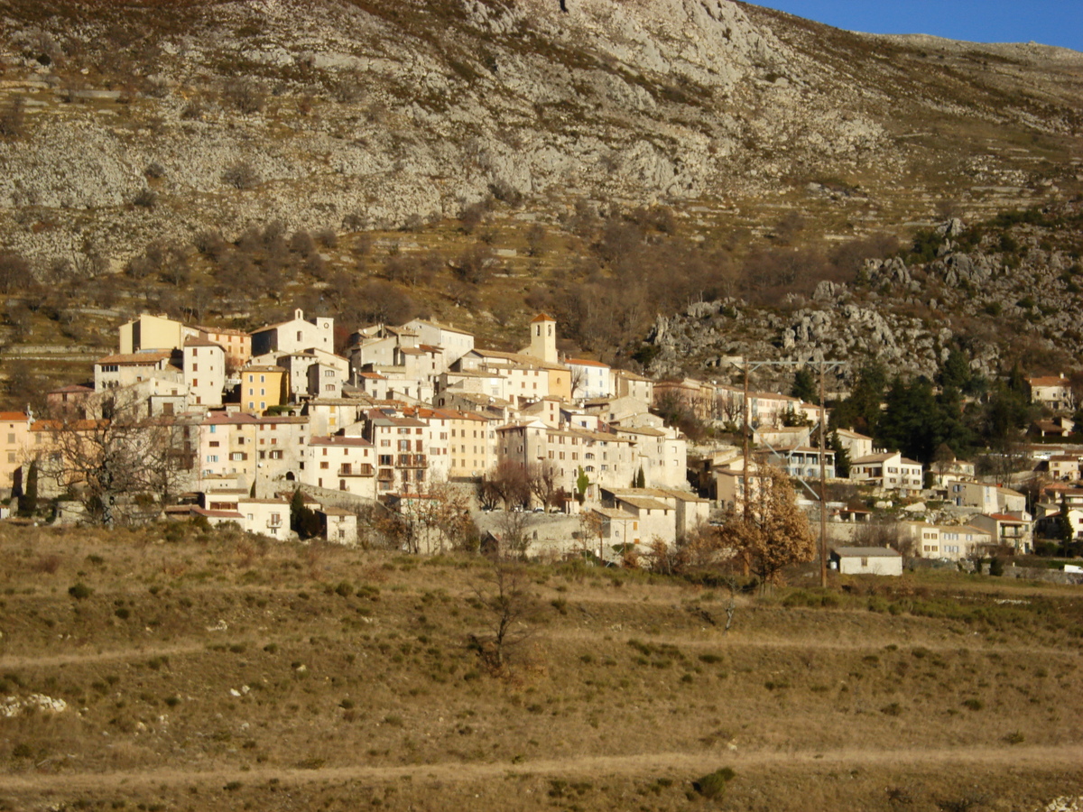 照片 法国(France) 蔚蓝海岸(French Riviera) 旺斯至库尔瑟古勒公路(Vence to Coursegoule road) 2007-01 1