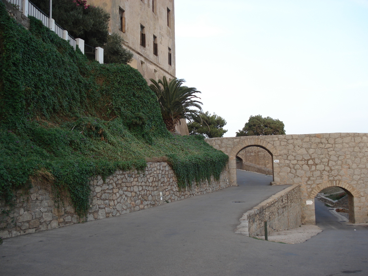 照片 法国(France) 科西嘉岛(Corsica) 卡尔维(Calvi) 2006-09 15