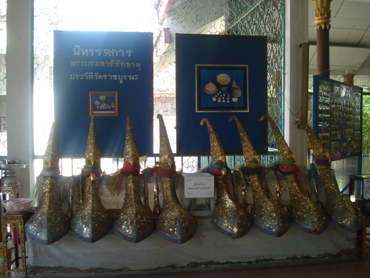 照片 泰国(Thailand) 彭世洛(Phitsanulok) 拉嘉布拉纳寺(Wat Ratcha Bhurana) 2008-01 44