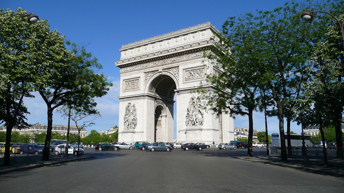 照片 法国(France) 巴黎(Paris) 星形广场和凯旋门(Etoile and Arc de Triomphe) 2007-05 153