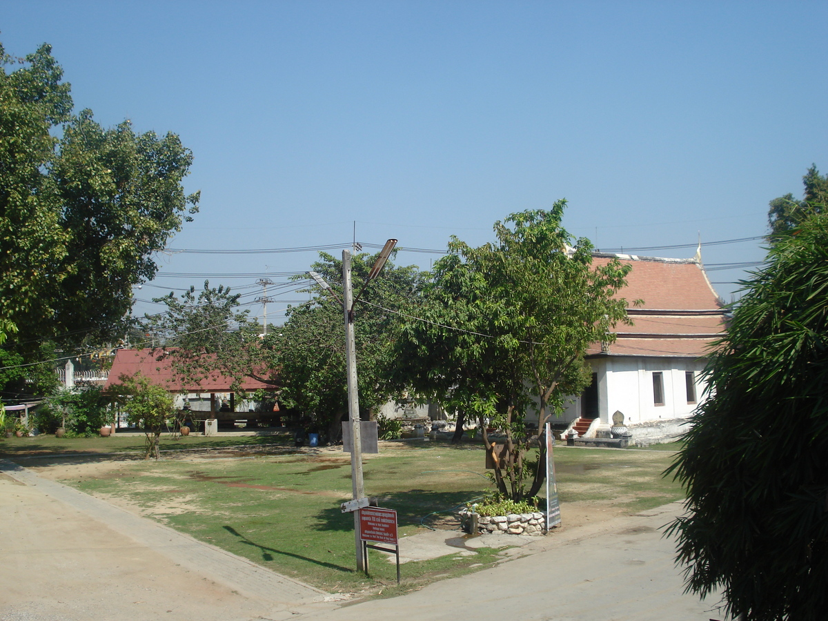 照片 泰国(Thailand) 彭世洛(Phitsanulok) 拉嘉布拉纳寺(Wat Ratcha Bhurana) 2008-01 0