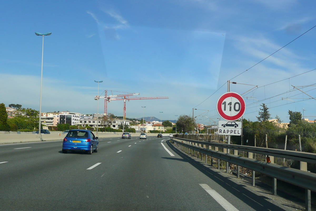 照片 法国(France) 蔚蓝海岸(French Riviera) 滨海卡涅至尼斯公路(Cagnes sur Mer to Nice road) 2007-10 21