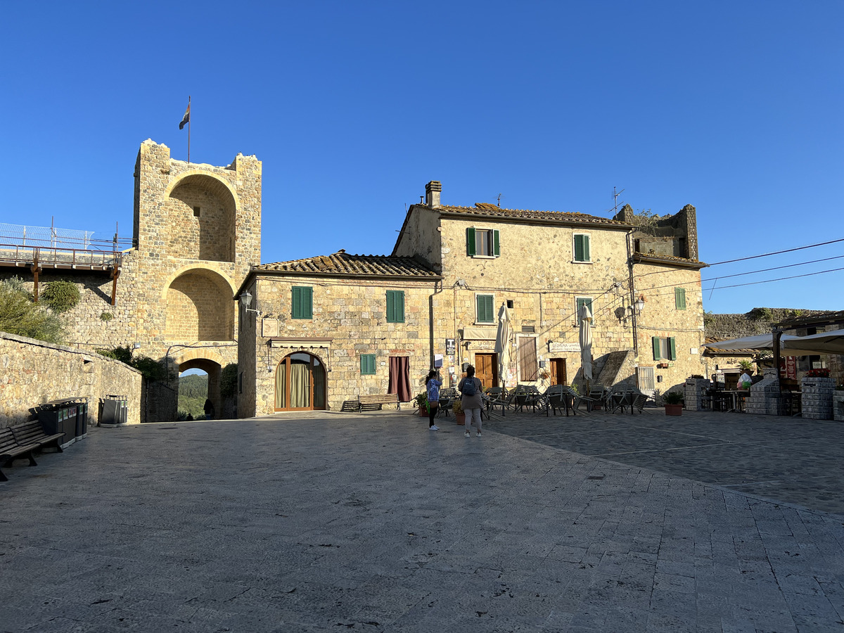 照片 意大利(Italy) 蒙泰里焦尼(Monteriggioni) 2021-09 17