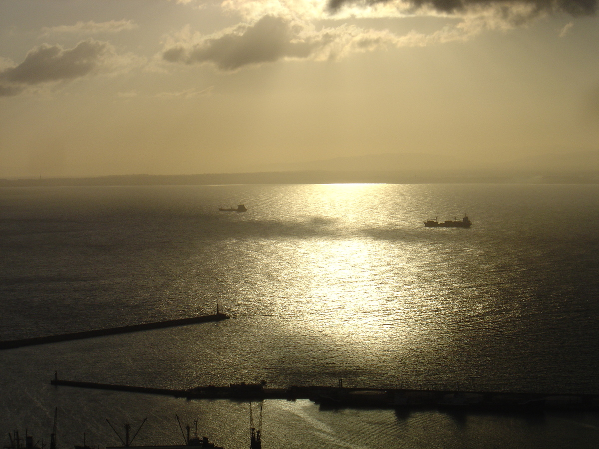 照片 阿尔及利亚(Algeria) 阿尔及尔(Algiers) 2004-09 29