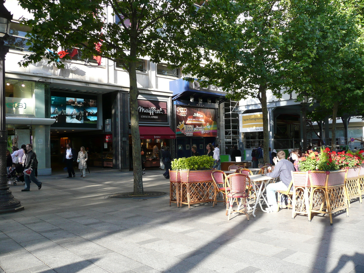 照片 法国(France) 巴黎(Paris) 香榭丽舍大街(Champs Elysees) 2007-04 17