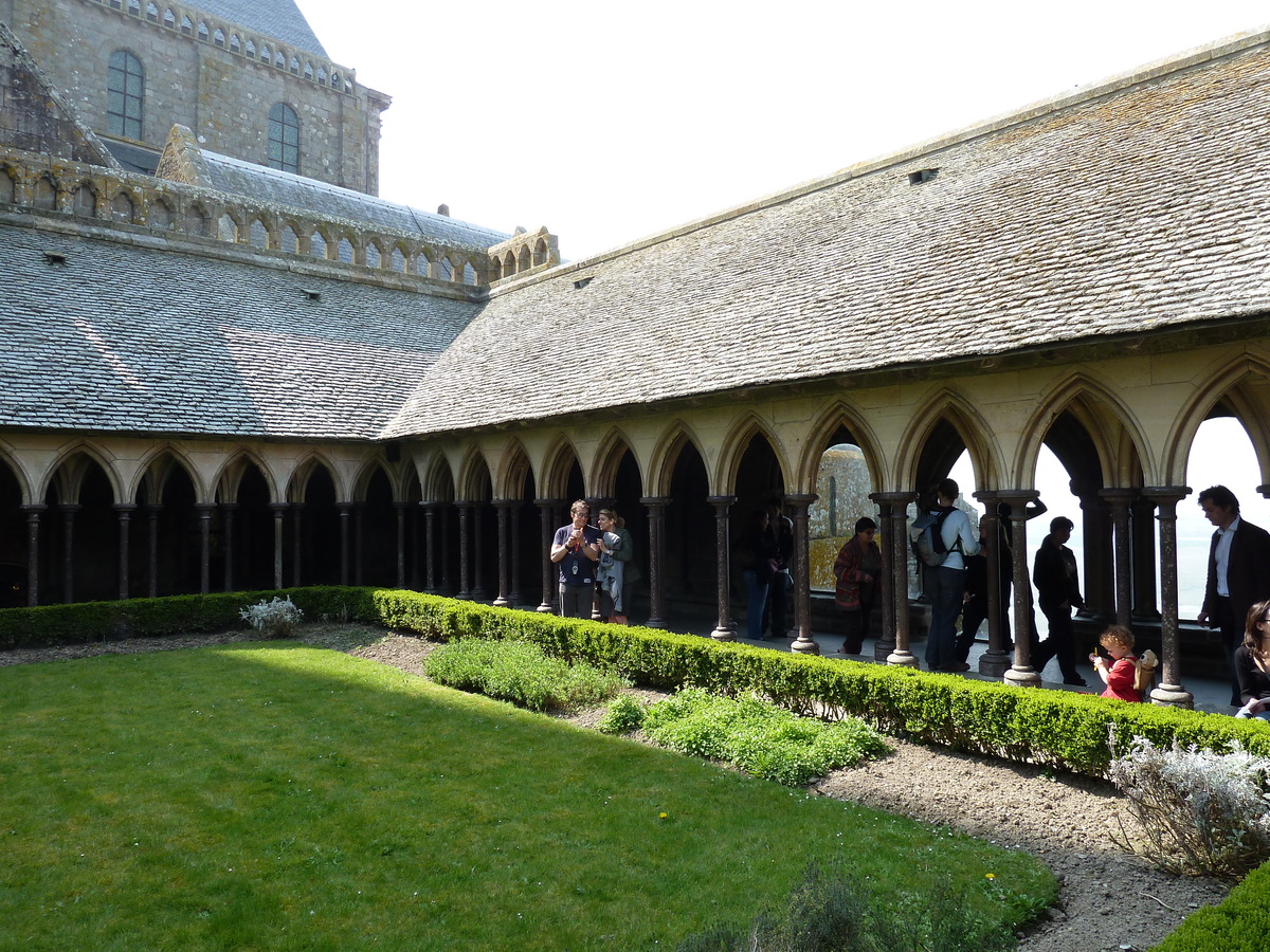 照片 法国(France) 圣米歇尔山(Mont St Michel) 圣米歇尔山修道院回廊(Mont St Michel Abbey Cloister) 2010-04 7