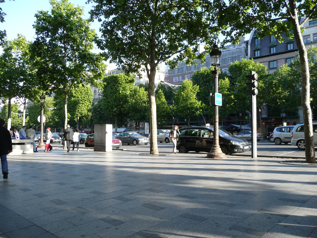 照片 法国(France) 巴黎(Paris) 香榭丽舍大街(Champs Elysees) 2007-04 33