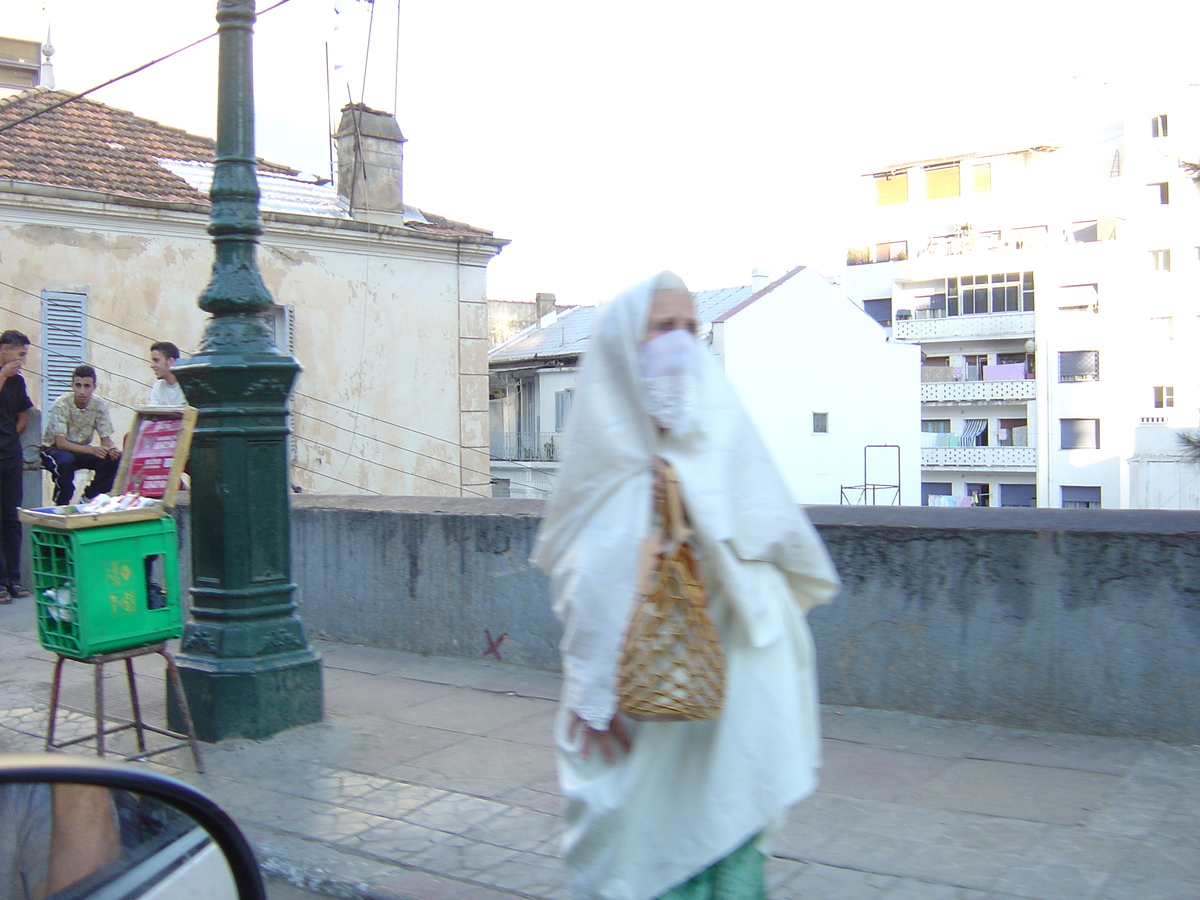 照片 阿尔及利亚(Algeria) 阿尔及尔(Algiers) 2004-09 20