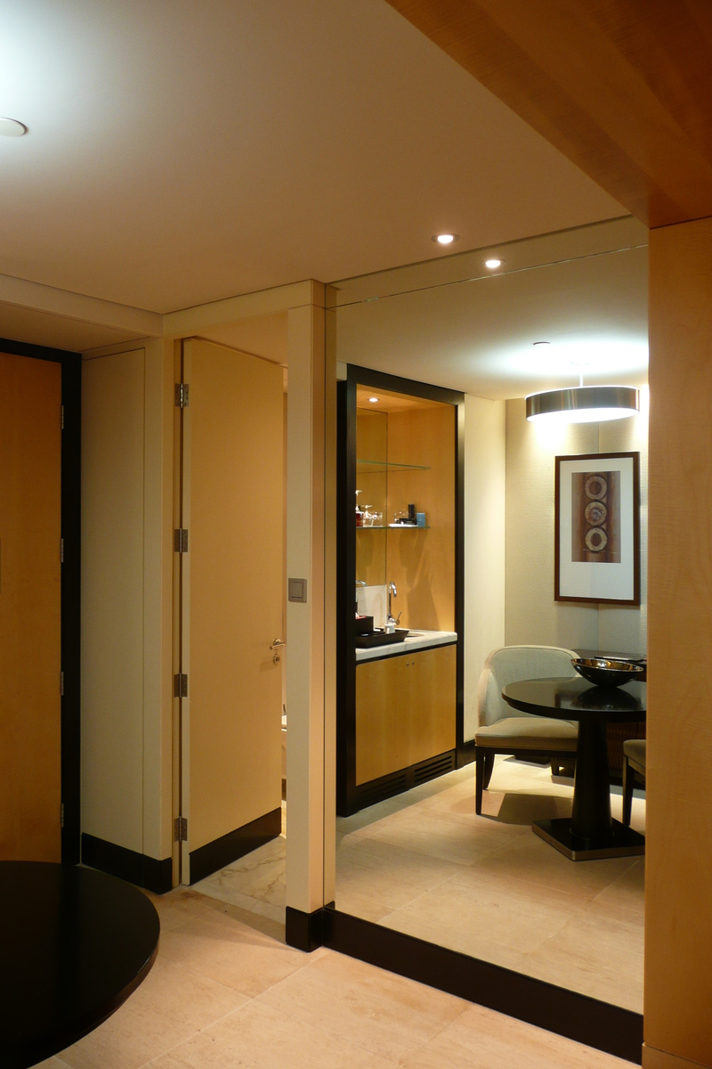 照片 阿联酋(United Arab Emirates) 迪拜(Dubai) 阿联酋购物中心凯宾斯基酒店(Kempinski Hotel Mall of the Emirates) 2009-01 80