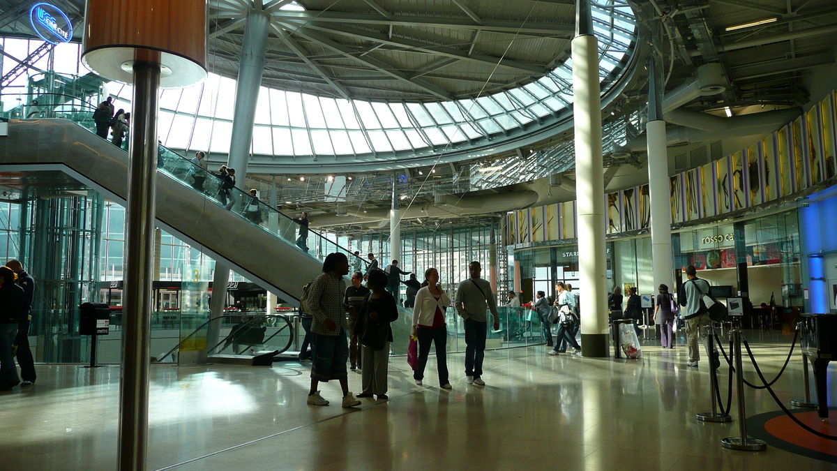 照片 法国(France) 巴黎(Paris) 拉德芳斯(La Defense) 四季购物中心(Les Quatre Temps) 2007-05 9