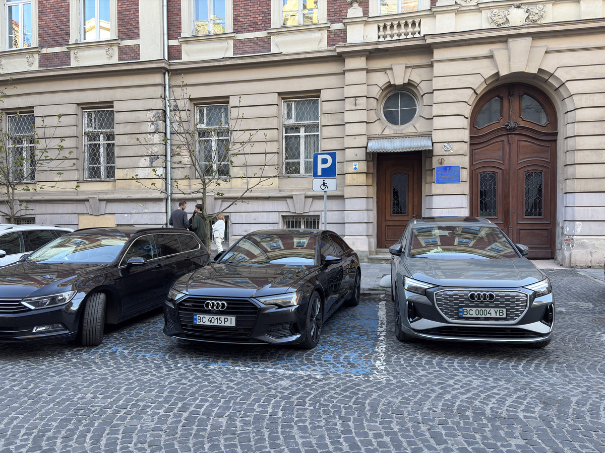 照片 乌克兰(Ukraine) 利沃夫(Lviv) 2025-04 295