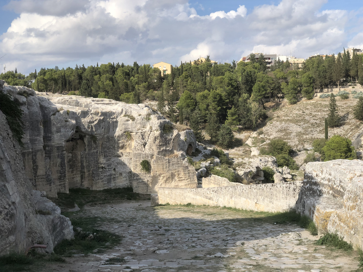 照片 意大利(Italy) 普利亚格拉维纳(Gravina in Puglia) 2024-09 30