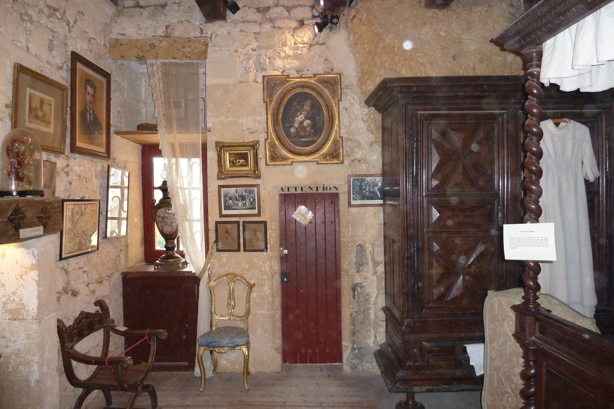 照片 法国(France) 雷尼亚克堡垒屋(Maison Forte de Reignac) 2010-08 45