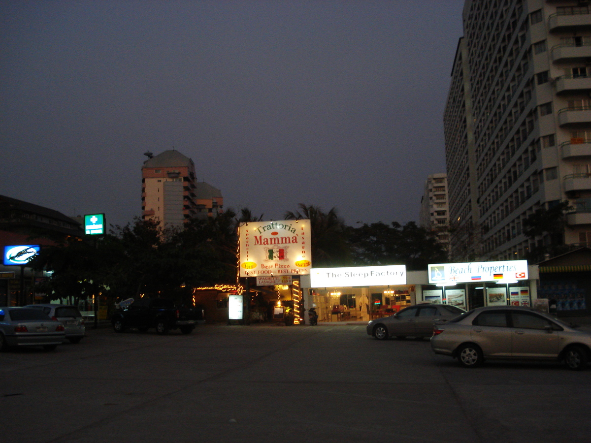 照片 泰国(Thailand) 宗甸(Jomtien) 塔帕亚路(Thappraya) 2008-01 33