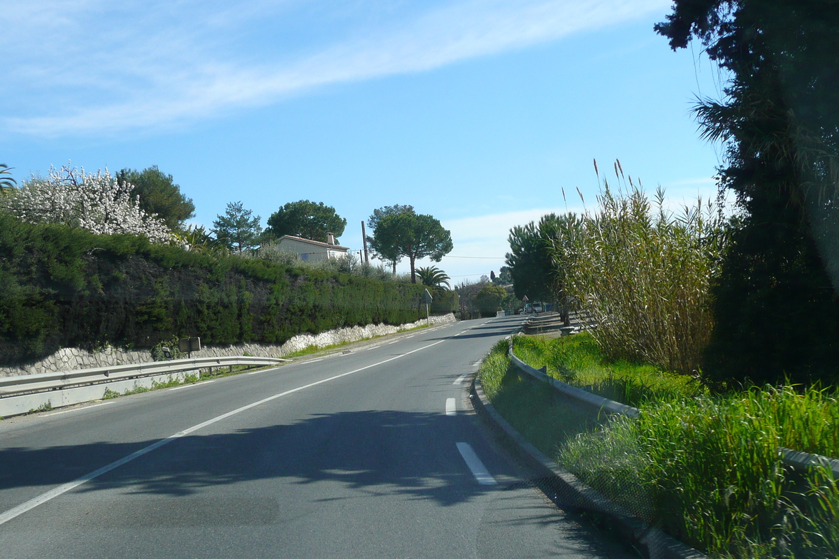 照片 法国(France) 蔚蓝海岸(French Riviera) 旺斯至卡涅公路(Vence to Cagnes road) 2008-03 17