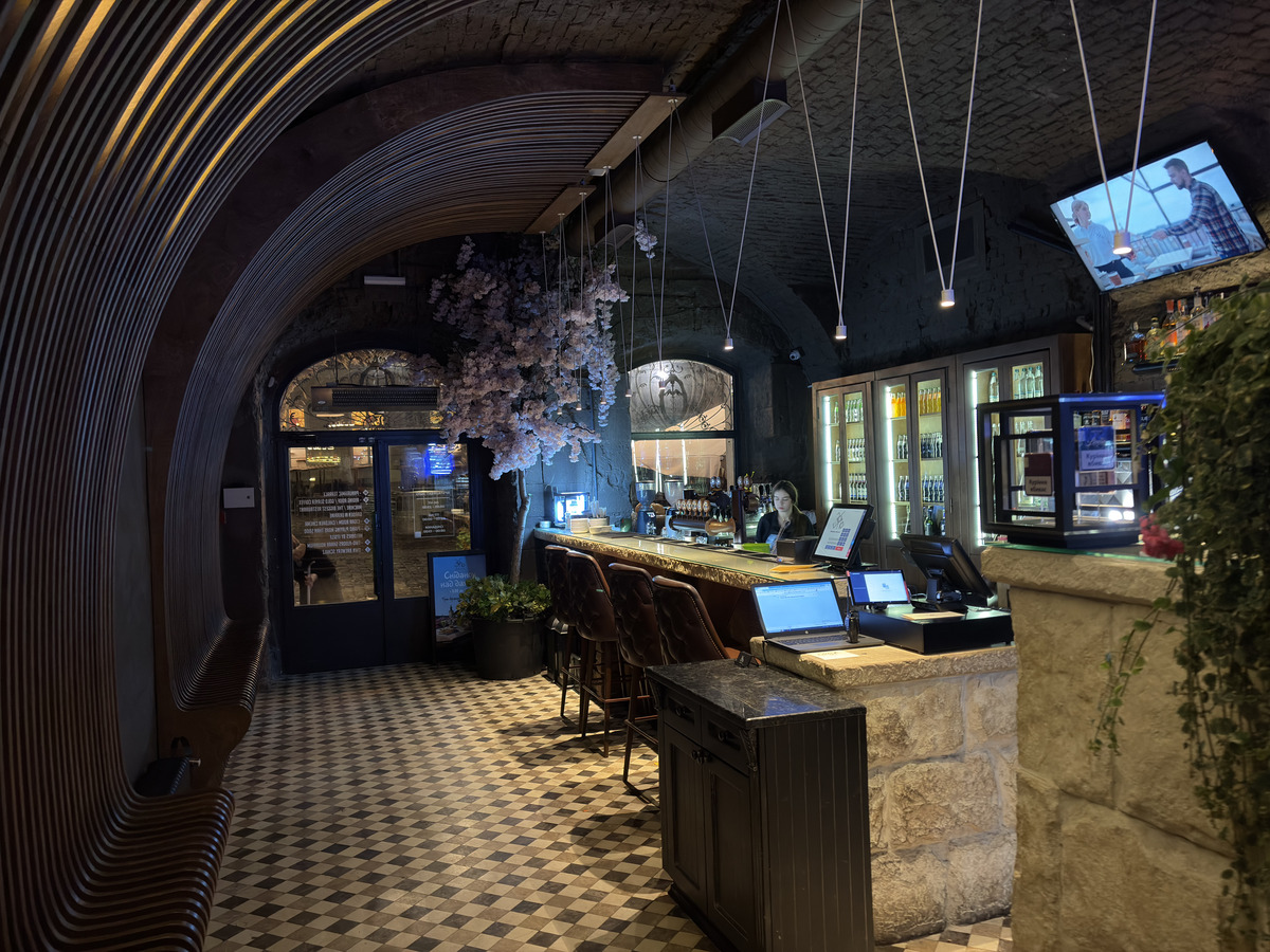 照片 乌克兰(Ukraine) 利沃夫(Lviv) 餐厅(Restaurants) 2024-10 65