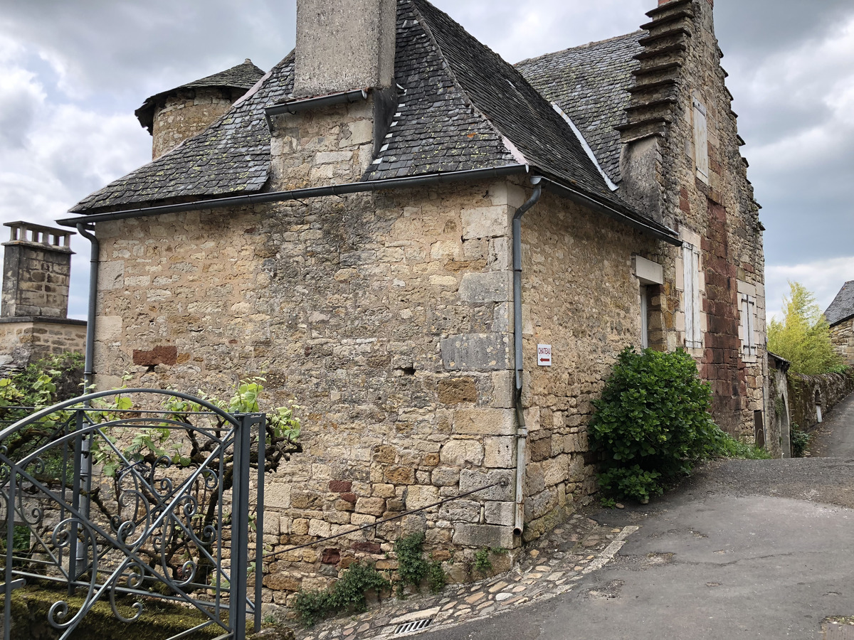照片 法国(France) 蒂雷讷(Turenne) 2018-04 136