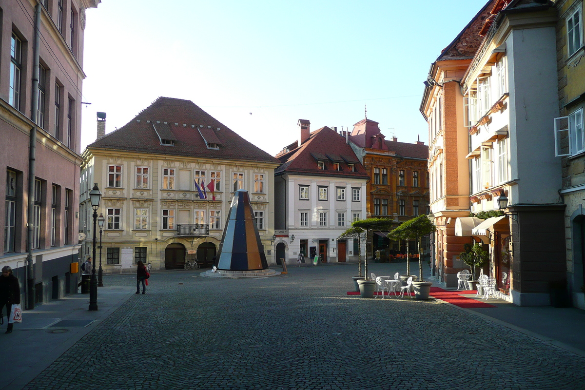 照片 斯洛文尼亚(Slovenia) 卢布尔雅那(Ljubljana) 历史中心(Historic Centre) 2008-01 13
