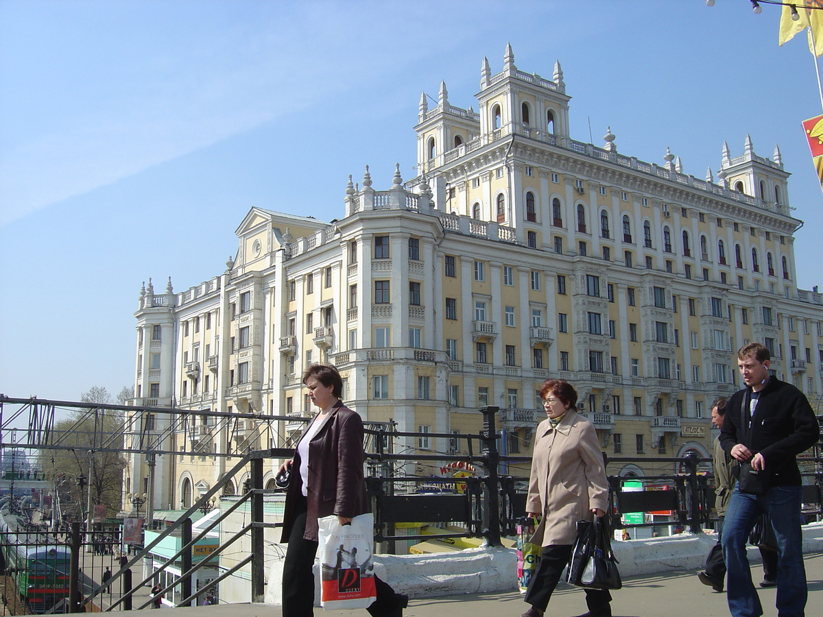 照片 俄罗斯(Russia) 莫斯科(Moscow) 特维尔大街(Tverskaya Street) 2005-04 45