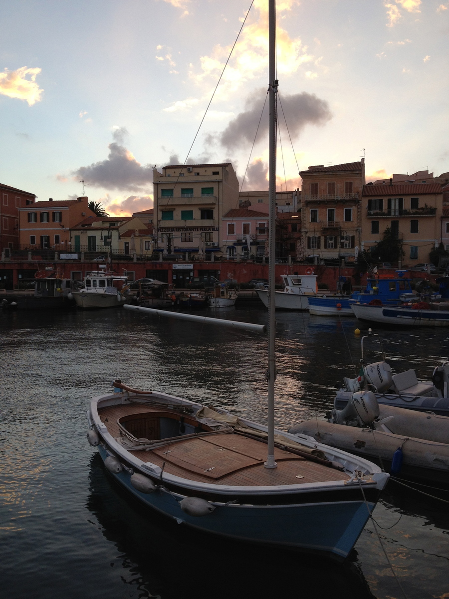 照片 意大利(Italy) 拉马达莱纳(La Maddalena) 2012-09 25