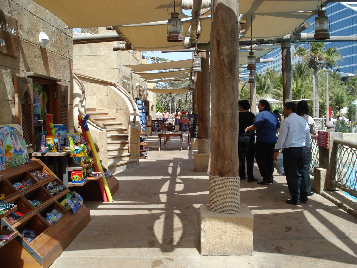 照片 阿联酋(United Arab Emirates) 迪拜(Dubai) 狂野干河水上乐园(Wild Wadi) 2007-03 175