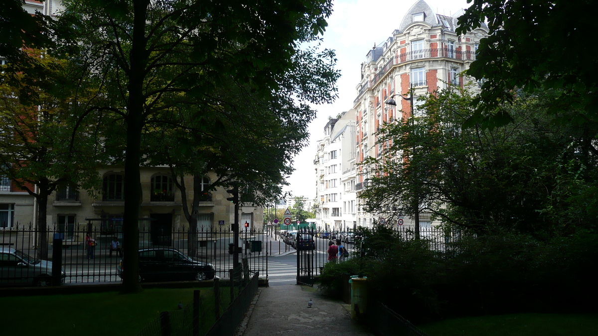 照片 法国(France) 巴黎(Paris) 肖蒙山丘公园(Parc des Buttes Chaumont) 2007-08 26