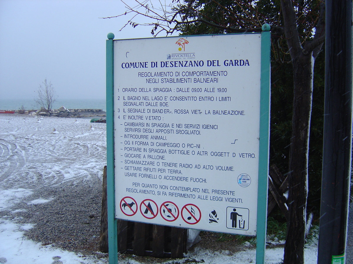 照片 意大利(Italy) 加尔达湖畔代森扎诺(Desenzano del Garda) 2005-03 13