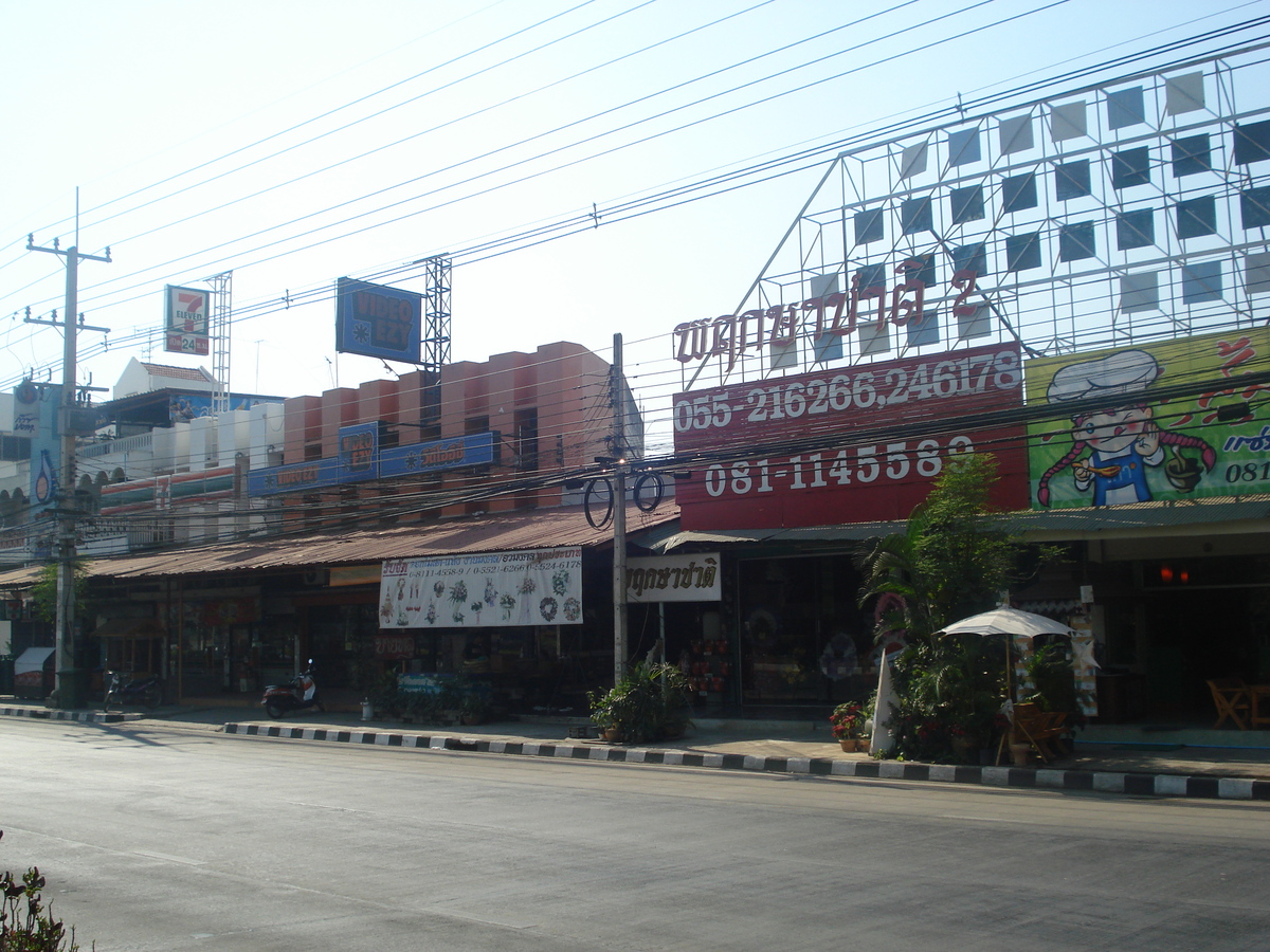 照片 泰国(Thailand) 彭世洛(Phitsanulok) 辛哈瓦路(Singhawat Road) 2008-01 28