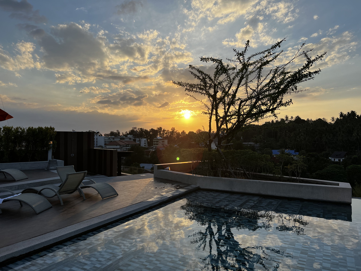 照片 泰国(Thailand) 普吉岛(Phuket) 苏林海滩(Surin Beach) 第六大道酒店(6th Avenue Hotel) 2021-12 14